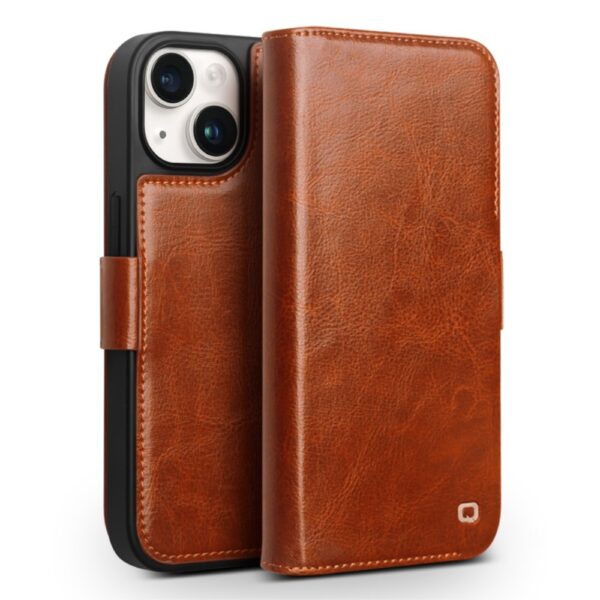 Qialino - iPhone 15 Plus - Leren bookcase hoes - Cognac