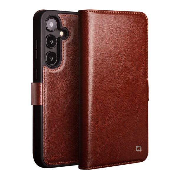 Qialino Samsung Galaxy S25 hoesje - Leren bookcase - Donkerbruin
